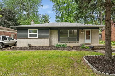 9319 Merriman Rd, Livonia, MI 48150