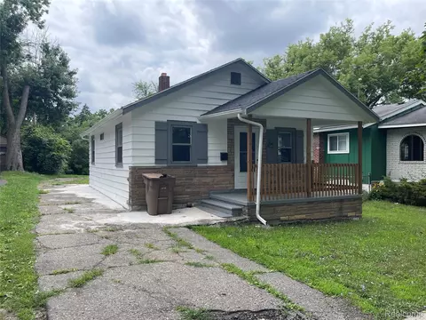 137 Dresden Ave, Pontiac, MI 48340