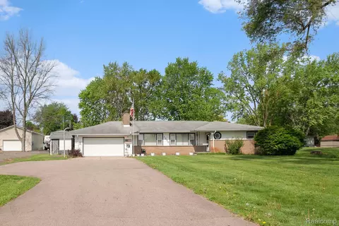 1095 N College Rd, Delhi, MI 48854