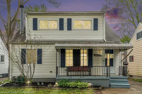 26450 Tawas St, Madison Heights, MI 48071
