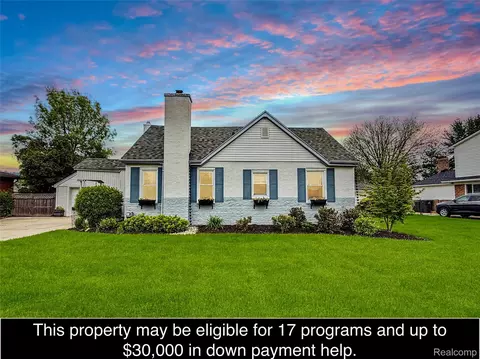22019 Violet St, Saint Clair Shores, MI 48082