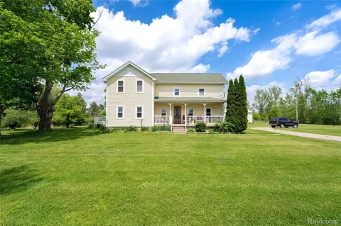 4206 Grand Blanc Rd, Mundy, MI 48473