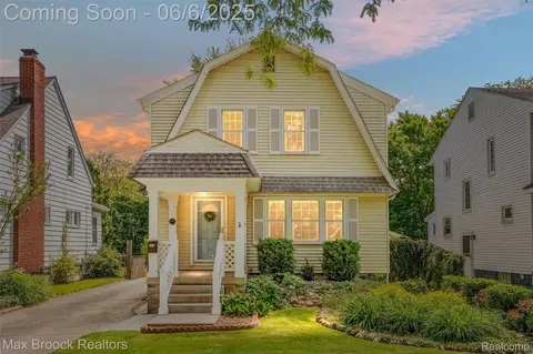 1215 Irving Ave, Royal Oak, MI 48067