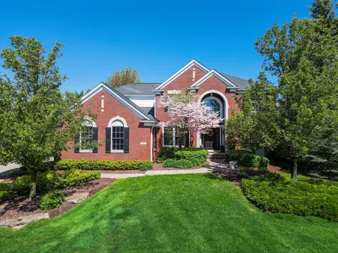 2134 Aberdeen, Oakland, MI 48306