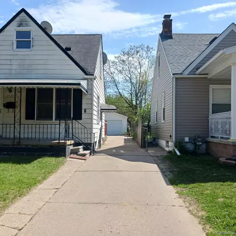 25719 Colgate St, Dearborn Heights, MI 48125