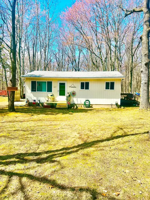 6577 Sylva Beach Rd, Lake, MI 48725