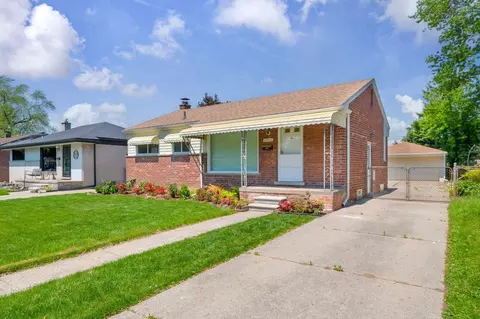 28630 Kathryn St, Garden City, MI 48135