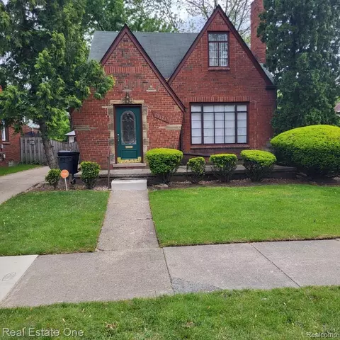 19121 Curtis St, Detroit, MI 48219