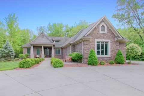 47605 Hanford Rd, Canton, MI 48187