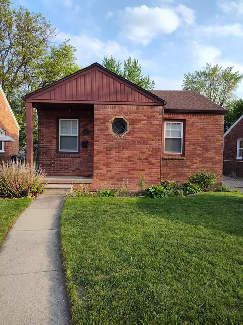 24331 Ross St, Dearborn, MI 48124