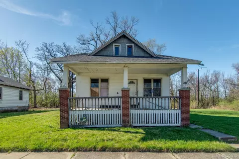 985 Fernhill St, Highland Park, MI 48203