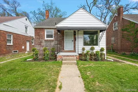21392 Bethlawn Blvd, Royal Oak, MI 48220