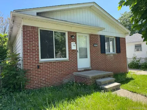 8684 Paige Ave, Warren, MI 48089