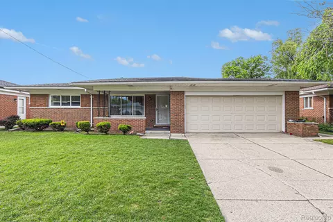 11414 Nancy Dr, Warren, MI 48093