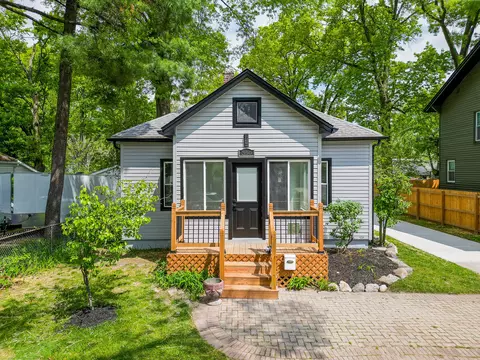 350 W Hazelhurst St, Ferndale, MI 48220