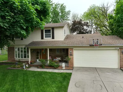 36580 6 Mile Rd, Livonia, MI 48152
