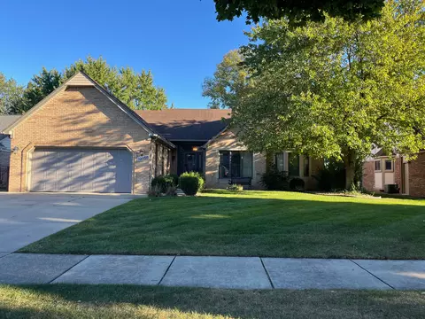 39858 Wilmette Drive Dr, Sterling Heights, MI 48313
