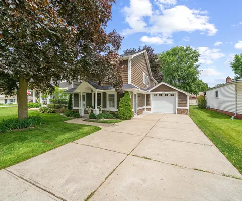 9104 Northern Ave, Plymouth, MI 48170