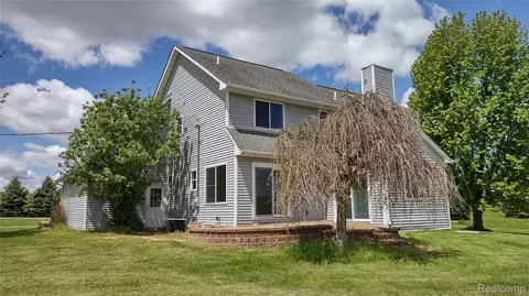 2920 Oak Grove Rd, Deerfield, MI 48461