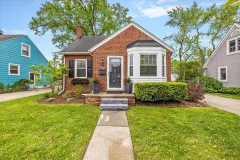 1573 Columbia Rd, Berkley, MI 48072