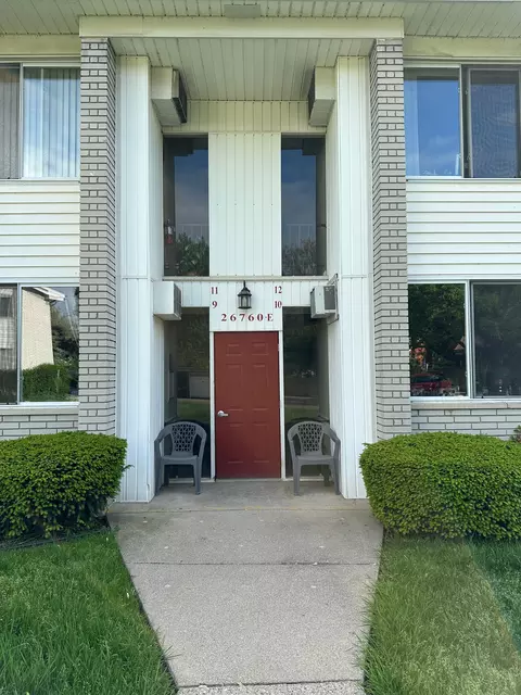 26760 Joy Rd #E12, Redford, MI 48239