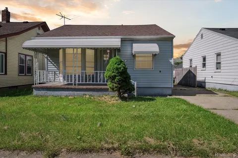 7043 Ford Ave, Warren, MI 48091