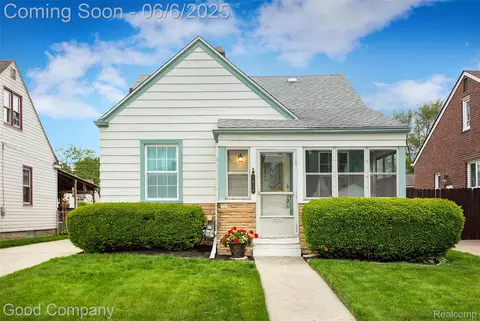 7616 Mayfair St, Taylor, MI 48180