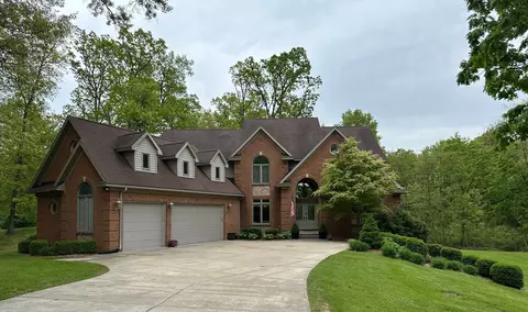 4181 Pavilion Crt Ct, Fenton, MI 48430