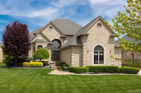 7131 Needle Pt, Shelby, MI 48316
