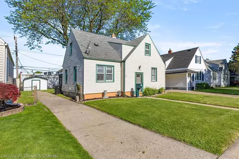 3388 23rd St, Wyandotte, MI 48192