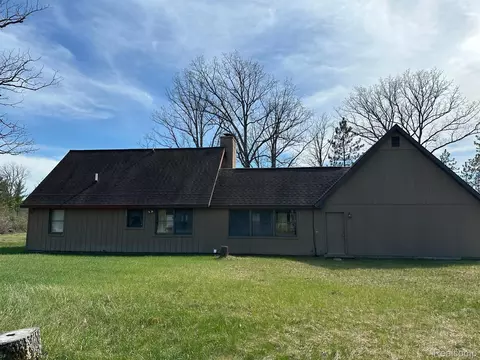 2840 Allen Rd, Plainfield, MI 48739