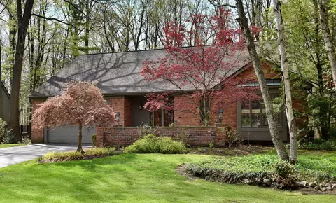 32872 Outland Trl, Bingham Farms, MI 48025