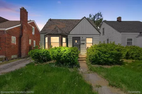 19479 Helen St, Detroit, MI 48234