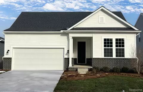 4192 Bay Ter, Milford, MI 48381