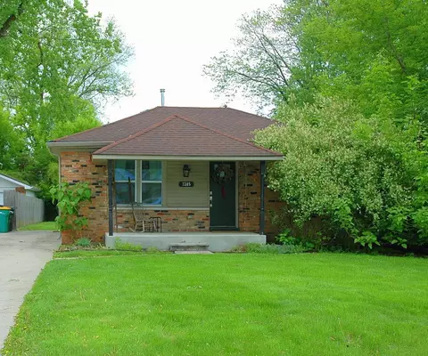 22115 Haynes Ave, Farmington Hills, MI 48336