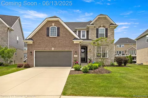 47975 Leland Dr, Northville, MI 48168