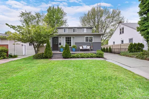 1641 Wordsworth St, Ferndale, MI 48220