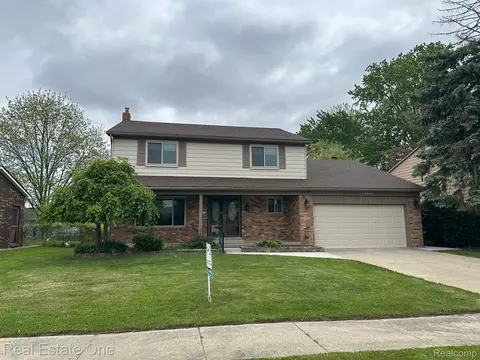 38808 Sumpter Dr, Sterling Heights, MI 48310