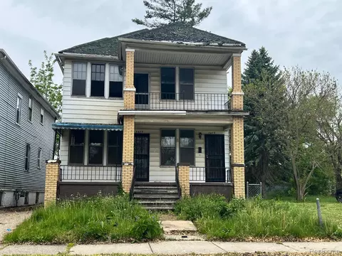 7477 Prairie St, Detroit, MI 48210