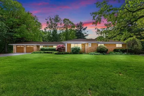 52851 Fairchild Rd, Chesterfield, MI 48051