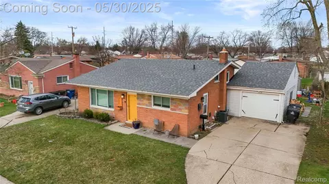 771 Easley Dr, Westland, MI 48186