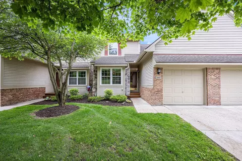 30857 Centennial Dr, Novi, MI 48377