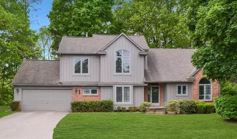 37695 Burton Dr, Farmington Hills, MI 48331