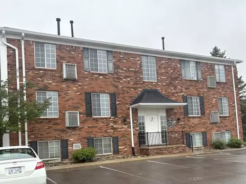 311 W Highland Rd #T13, Howell, MI 48843