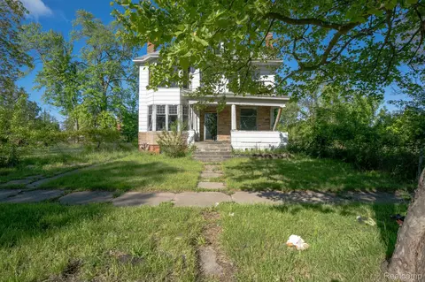 2257 Cadillac Blvd, Detroit, MI 48214