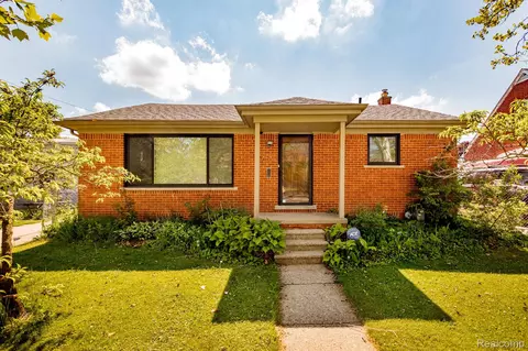 175 Ashland St, Detroit, MI 48215