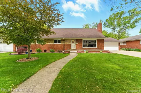 10836 Andrews Ave, Allen Park, MI 48101