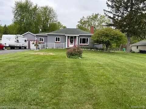 802 Colorado St, Marysville, MI 48040