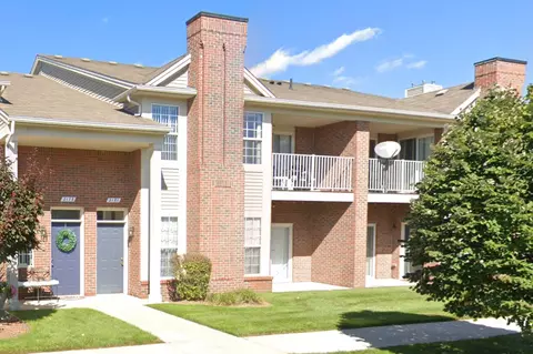 2181 Leighton Dr, Shelby Township, MI 48317