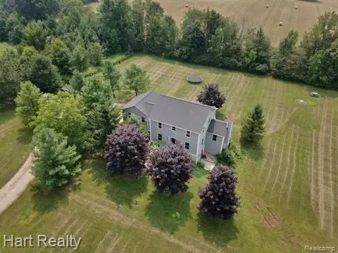 6198 Ewalt Rd, Goodland, MI 48444